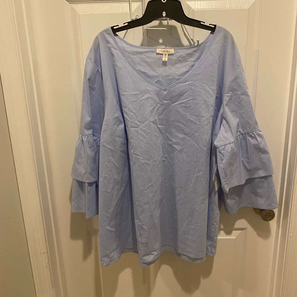 Layered Bell sleeve top